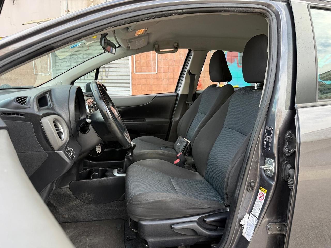 Toyota Yaris 1.0 5 porte