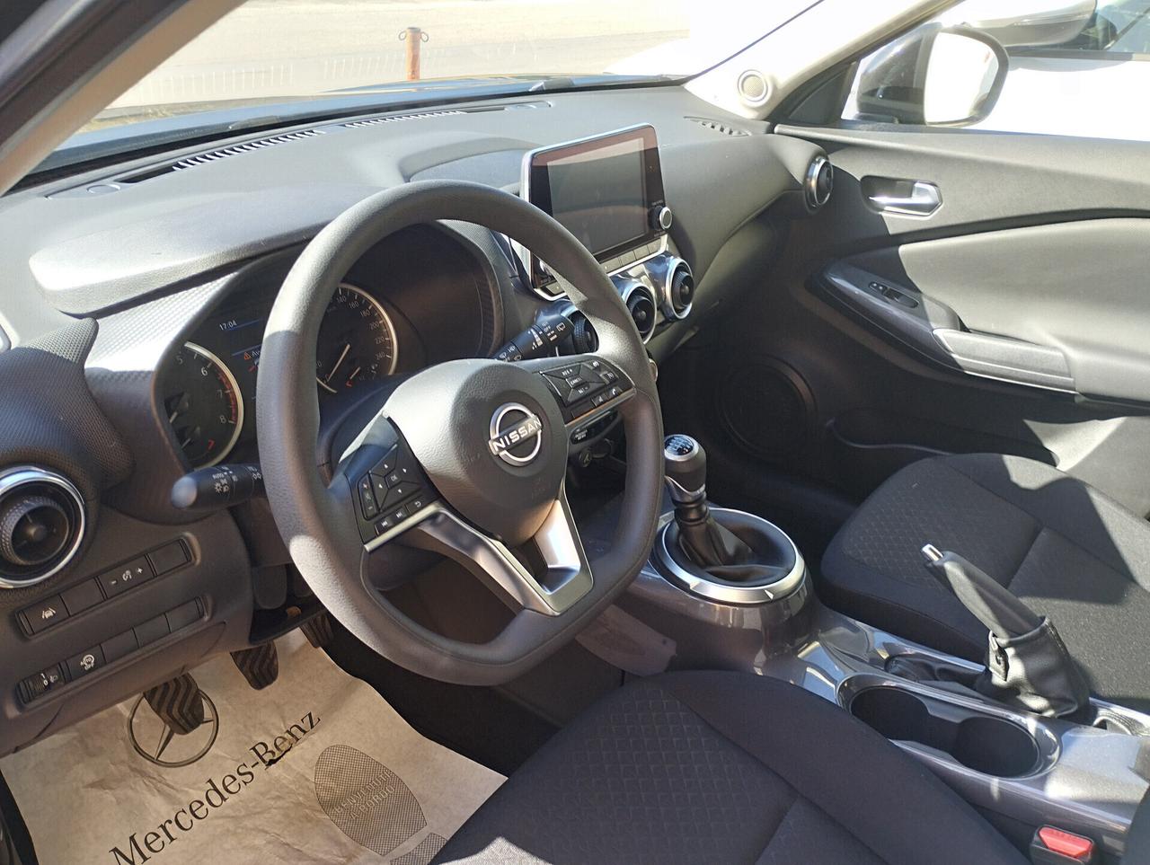 Nissan Juke 1.0 DIG-T 114 CV N-Connecta