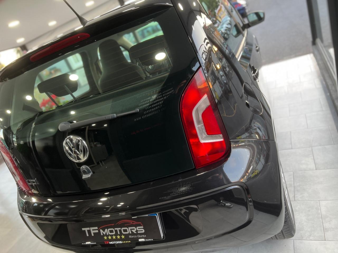 Volkswagen up! 1.0 AUTOMATICA - 2014