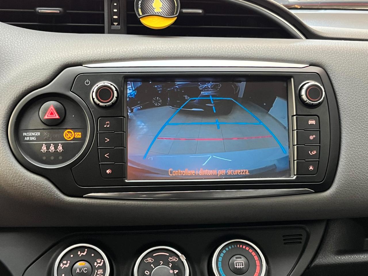 Toyota Yaris 1.0 5 porte Lounge - 2015