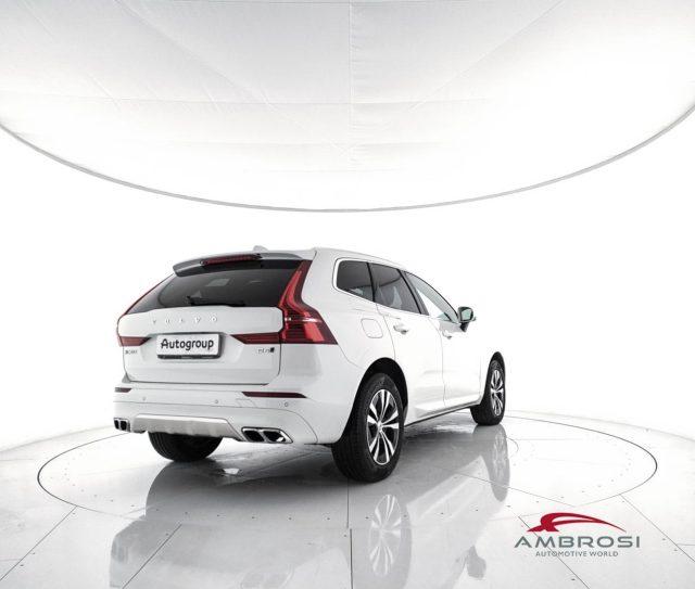 VOLVO XC60 B4 (d) AWD Geartronic Business Plus