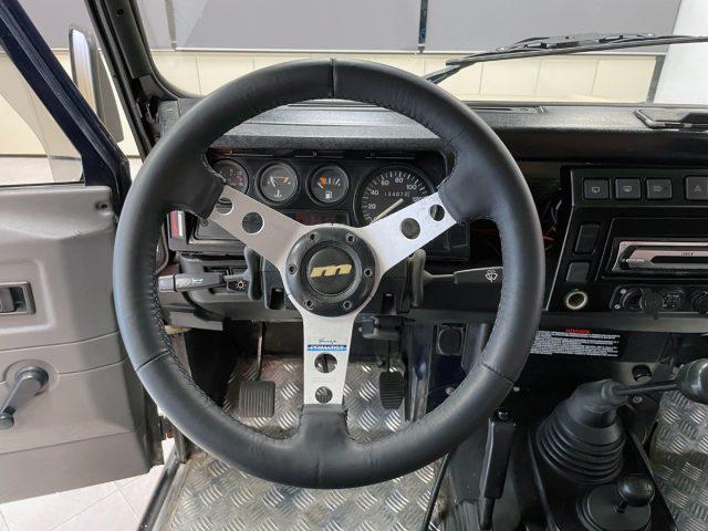 LAND ROVER Defender DEFENDER 90 2.0 FAM COUNTY SW