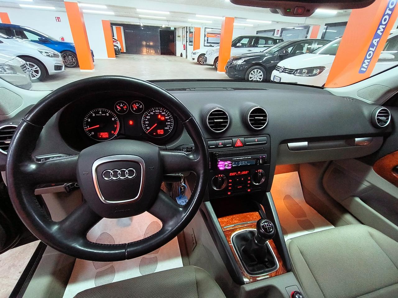 Audi A3 1.6 16V FSI Ambition