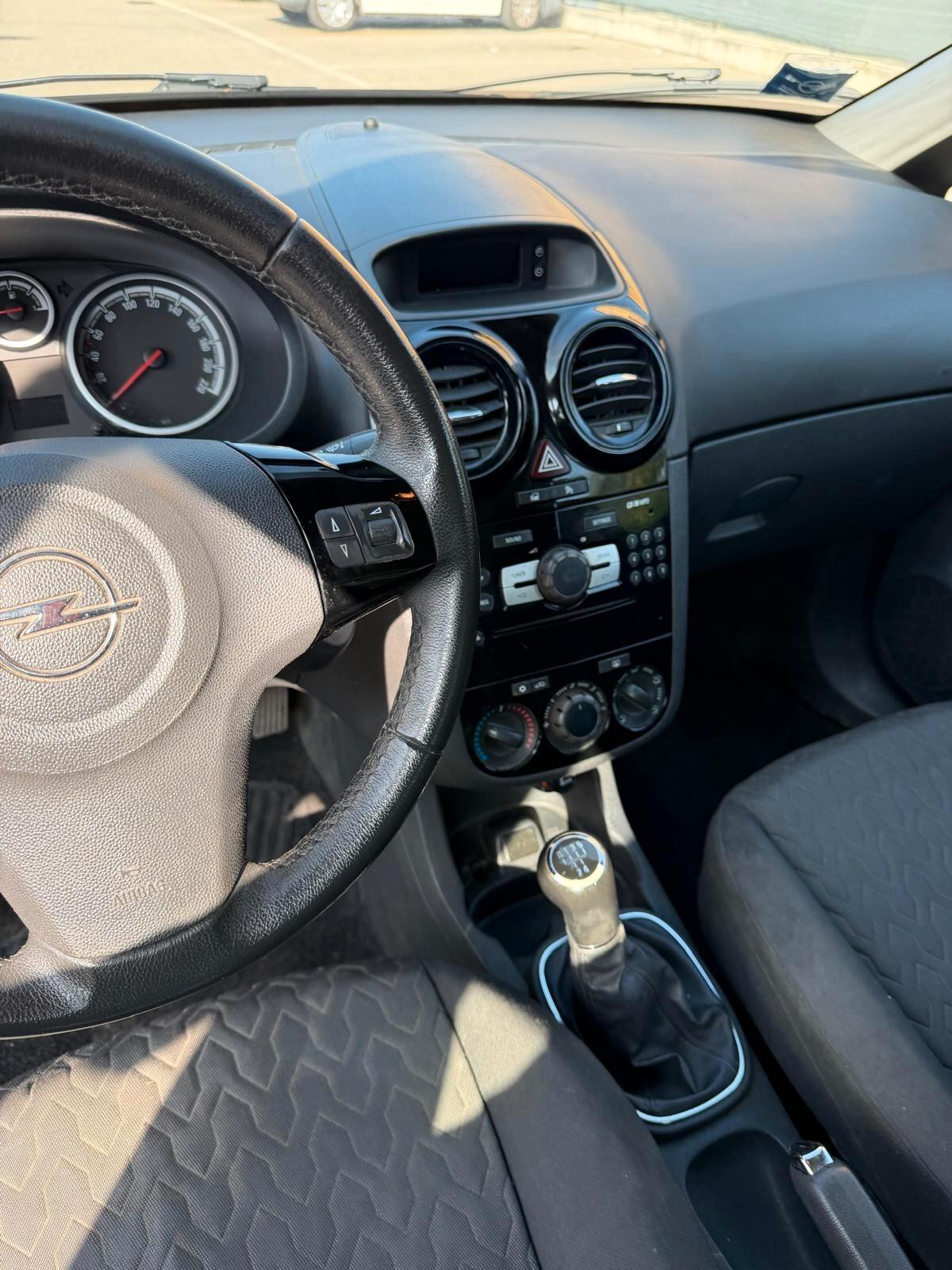 Opel Corsa 1.3 cdti - NEOPATENTATI - 12 MESI DI GARANZIA -