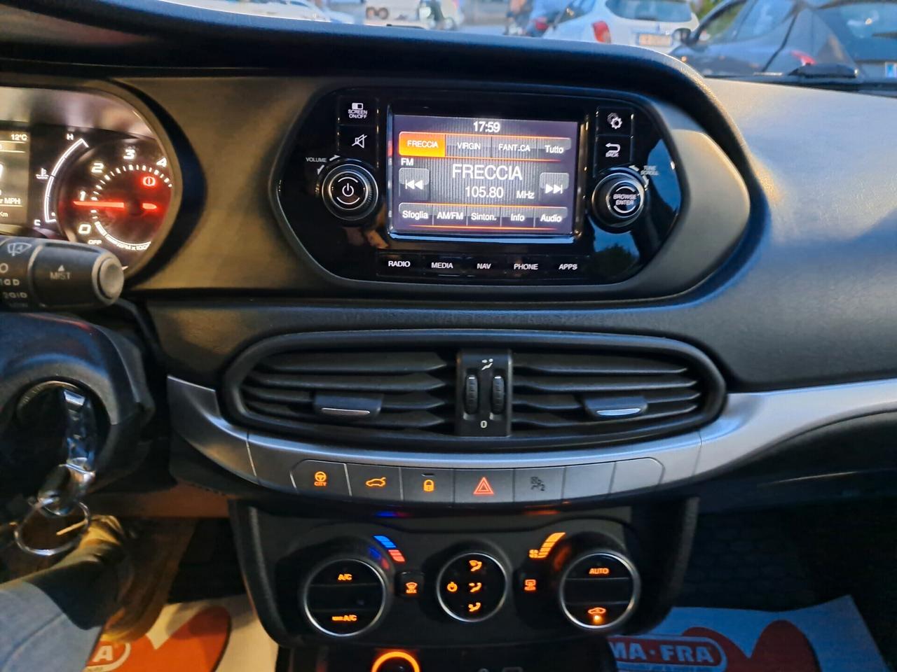 Fiat Tipo 1.6 Mjt 4 porte Lounge/120 CV