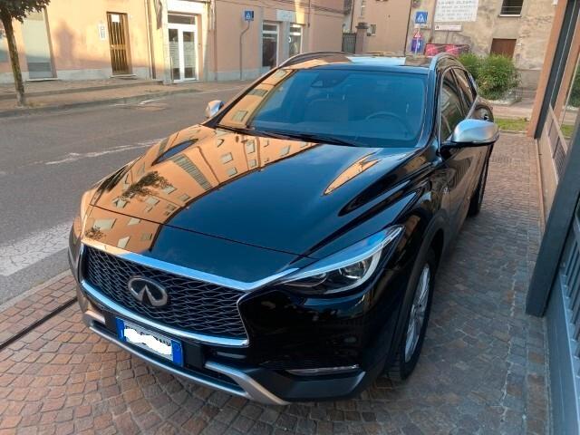 Infiniti QX30 2.2 diesel DCT 4x4 Premium Tech