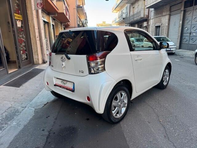 Toyota iQ 1.0 Sol - Cambio Automatico