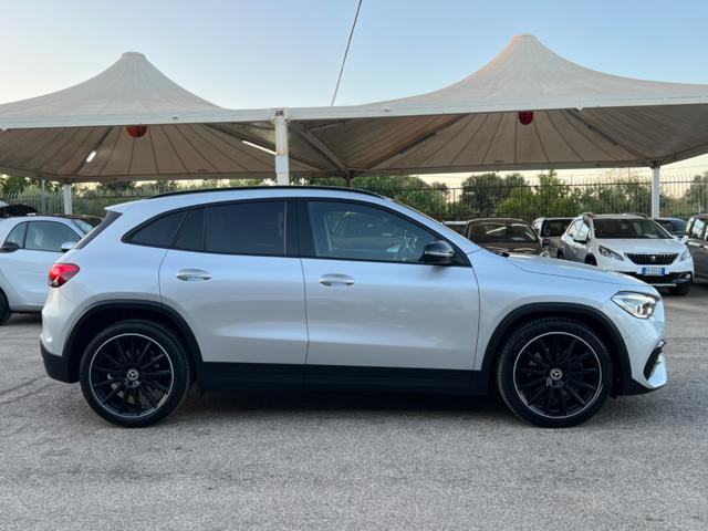 MERCEDES-BENZ GLA 220 d Automatic 4Matic Premium Night Edition