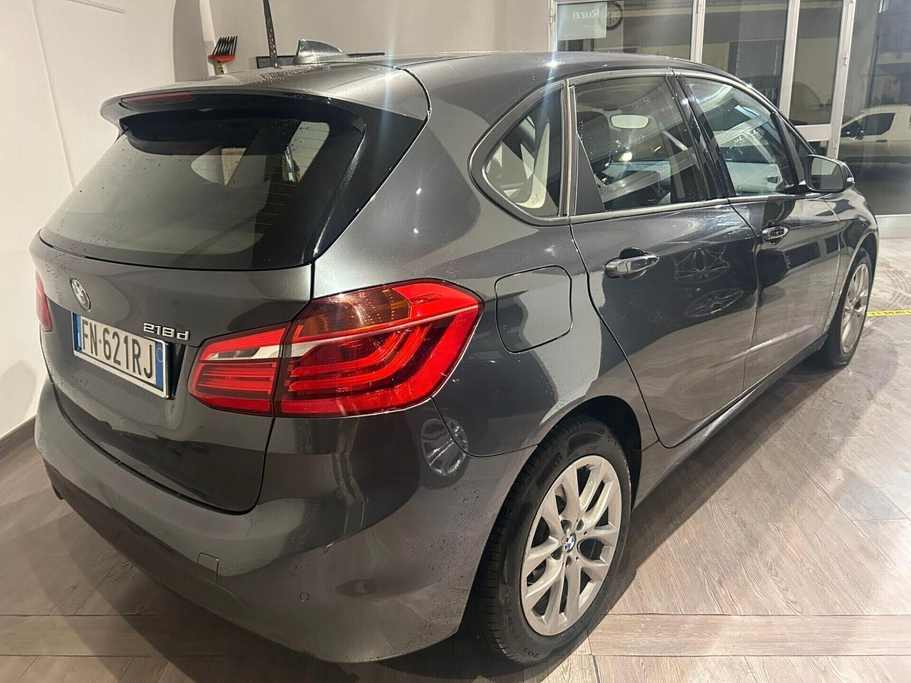 Bmw 2er Active Tourer 218d Luxury