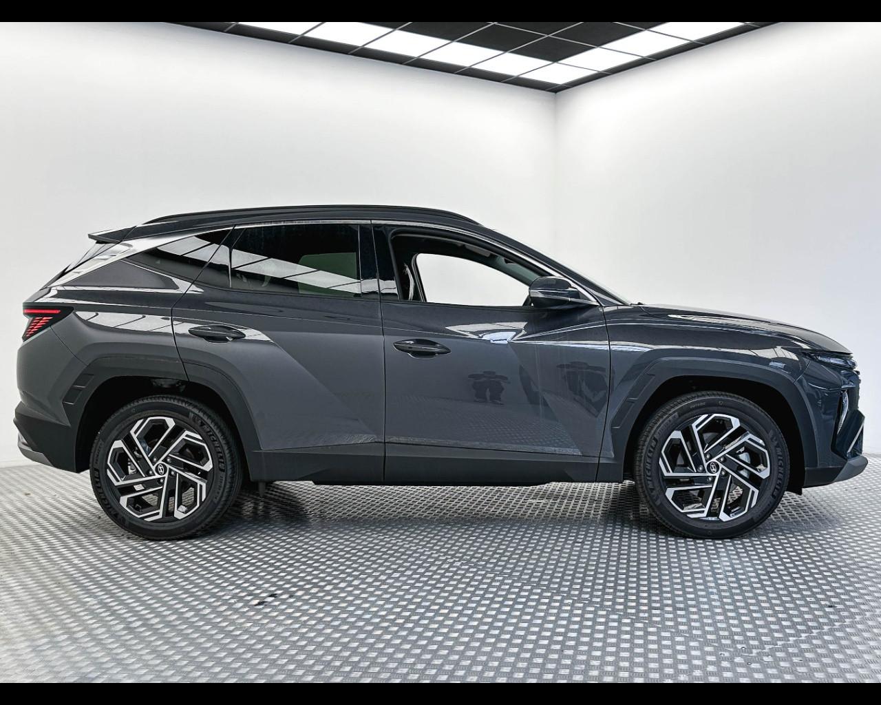 HYUNDAI TUCSON PE 1.6HEV AT 2WD BUSINESS