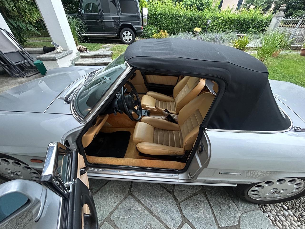 Alfa Romeo Spider 2000 pininfarina