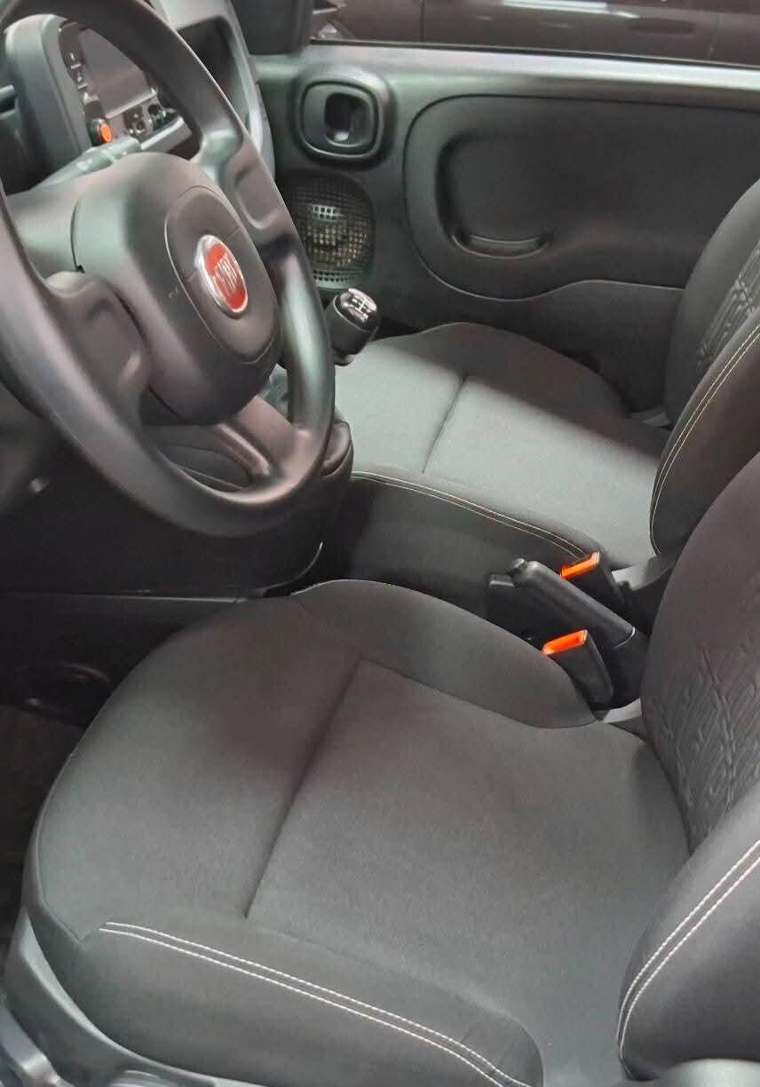 Fiat Panda 1.0 hybrid Vetri oscurati 5posti