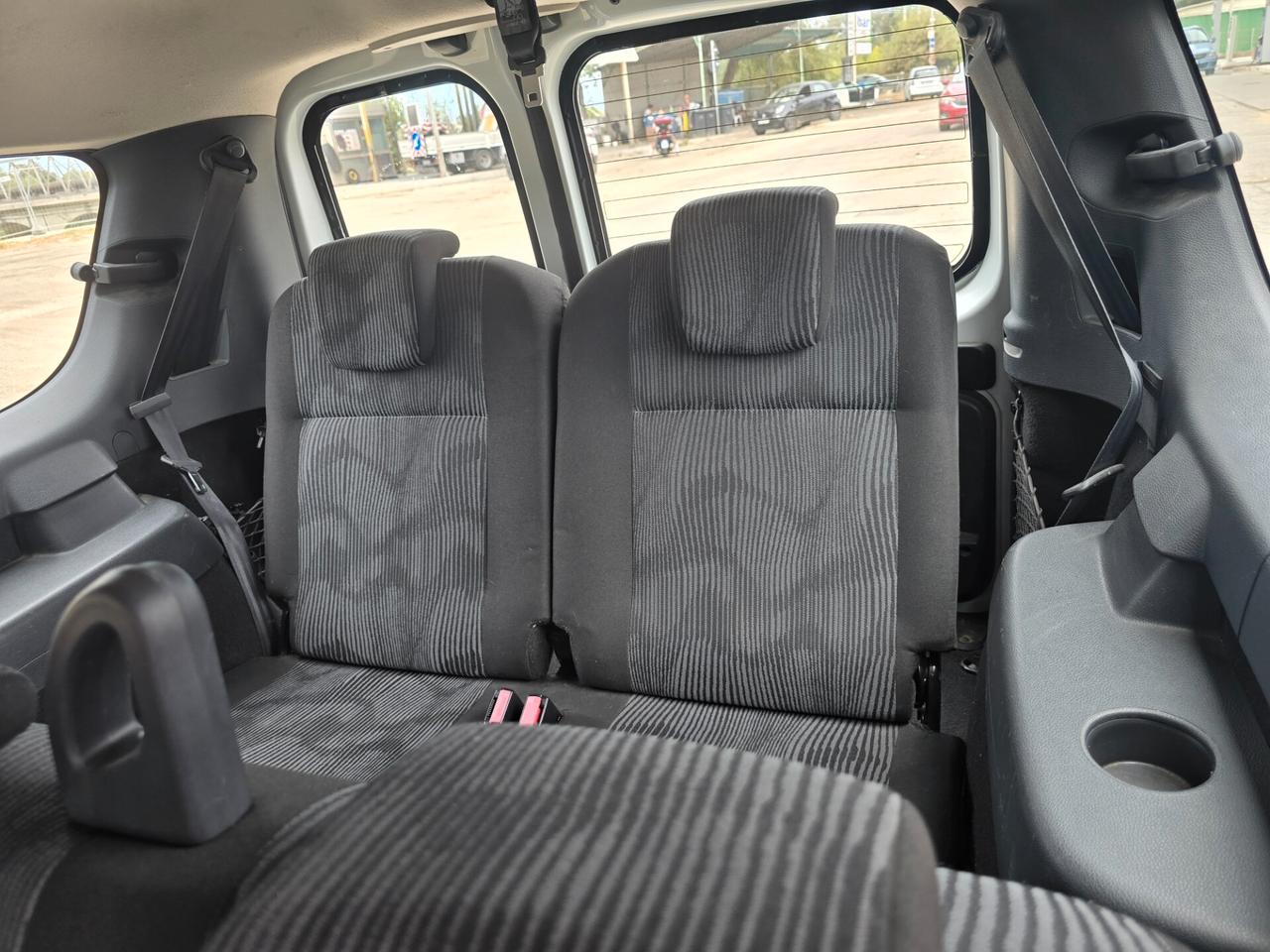 Dacia Logan MCV 1.5 dCi 90CV 7 posti Embleme