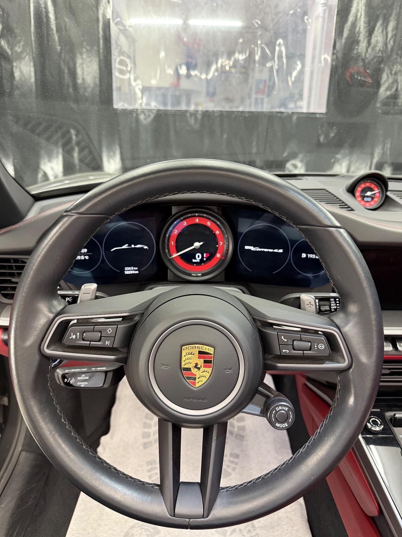 Porsche 911 992 Carrera 4S Cabriolet