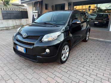 Toyota Urban Cruiser 1.4 D-4D AWD Luxury