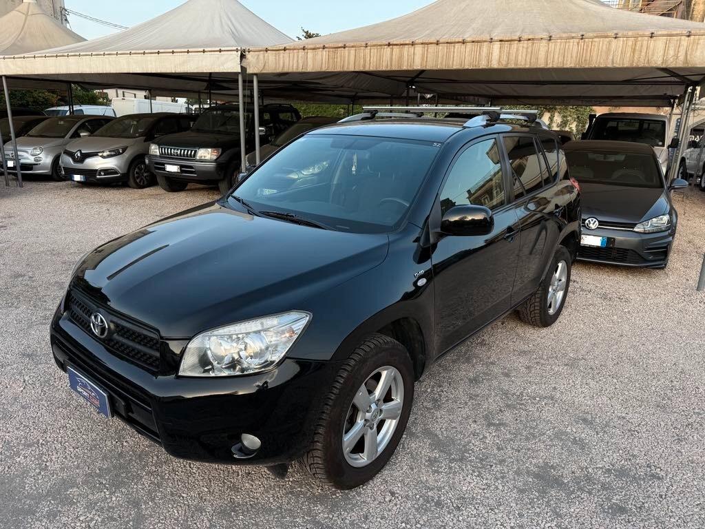Toyota RAV 4 RAV4 2.2 D-4D 136 CV Sol