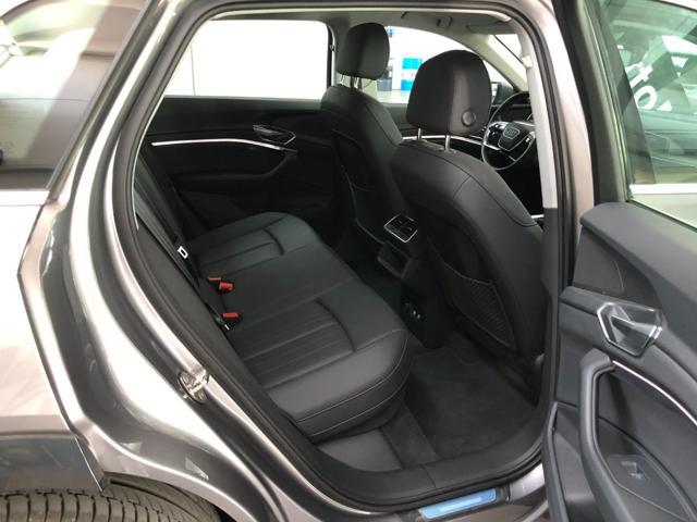 AUDI Q8 e-tron 50 quattro Business
