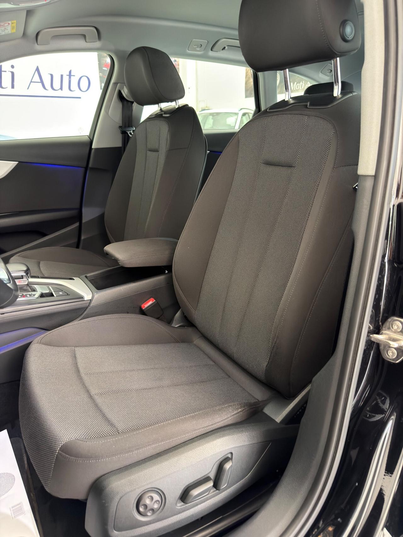 Audi A4 Avant 40 TDI quattro S tronic Business
