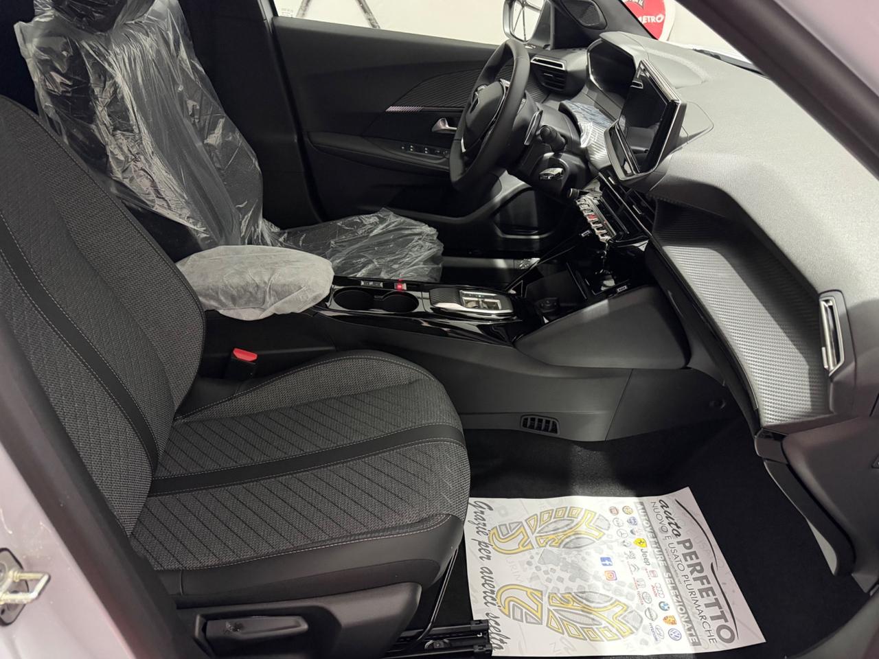 Peugeot 2008 Hybrid 110 e-DCS6 Allure