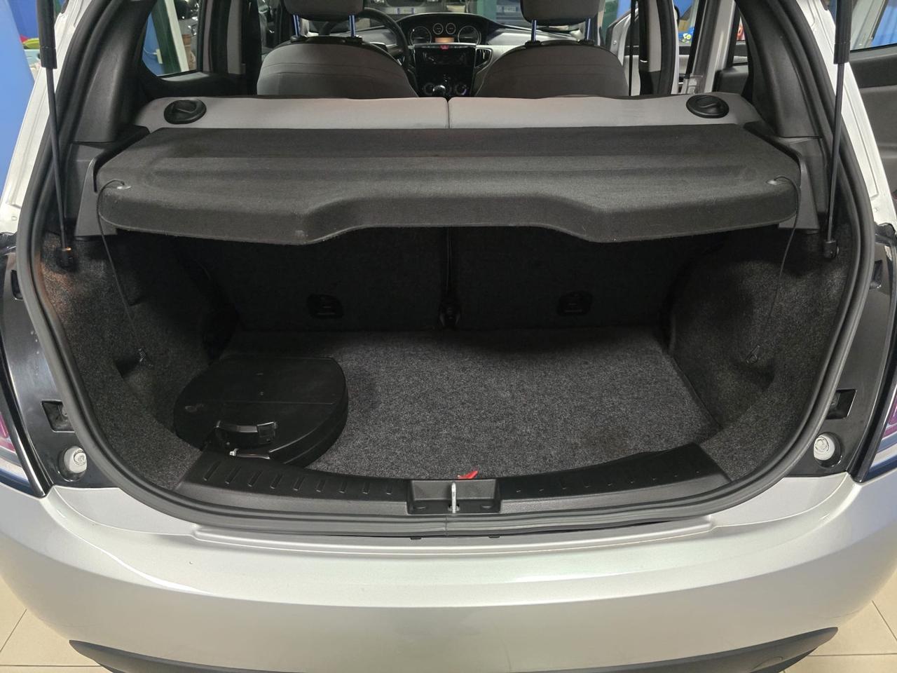 Lancia Ypsilon 0.9 TwinAir 85 CV 5 porte Metano Ecochic Gold