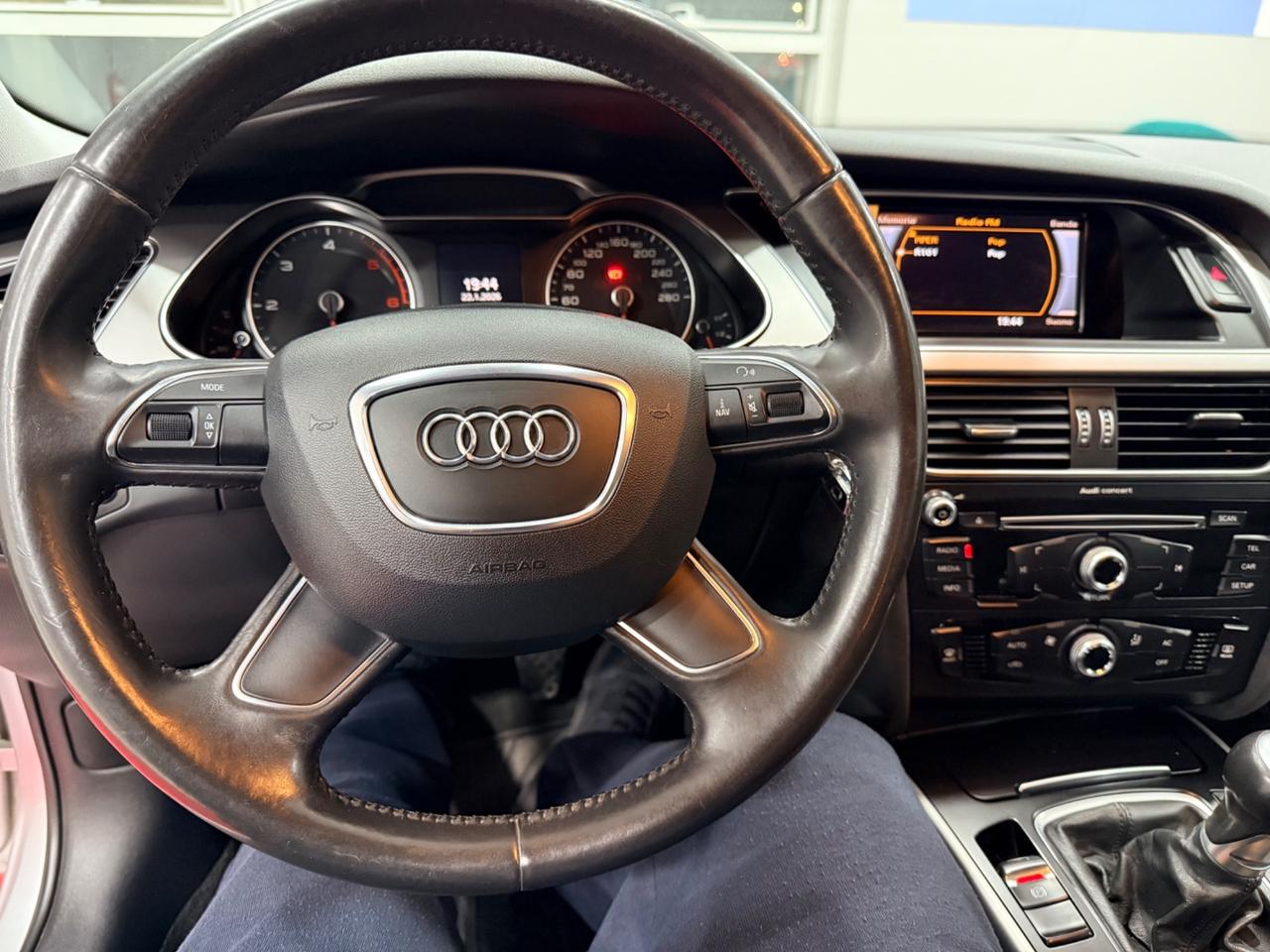 Audi A4 Avant 2.0 TDI 143CV BUSINESS PLUS