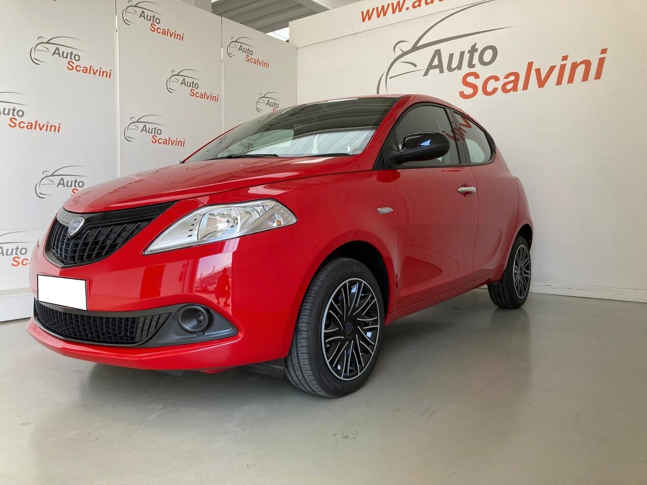 Lancia Ypsilon 1.0 70cv FireFly 5 posti Hybrid oro #NEOPATENTATI