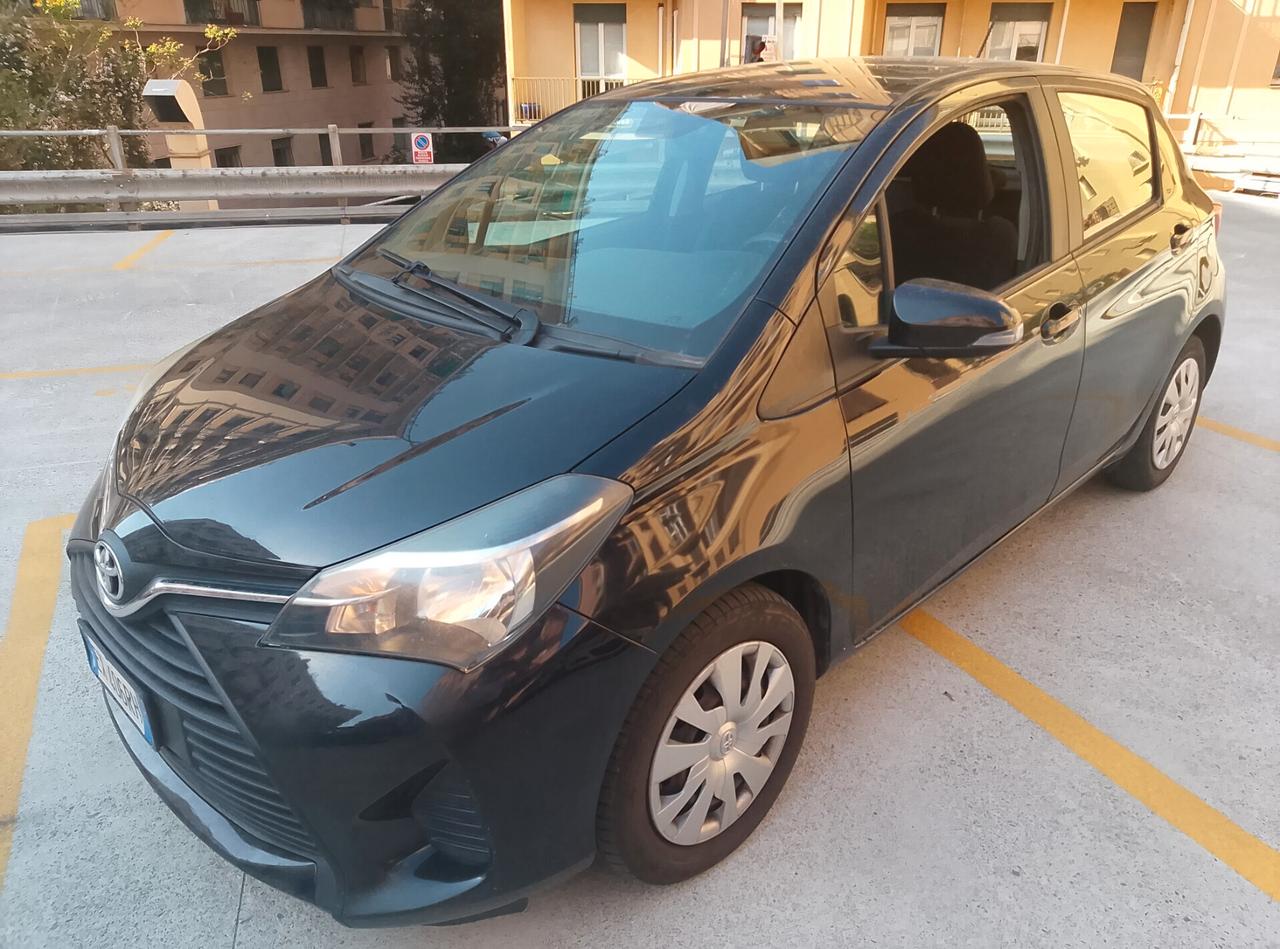 Toyota Yaris 1.4 D-4D 5 porte Active