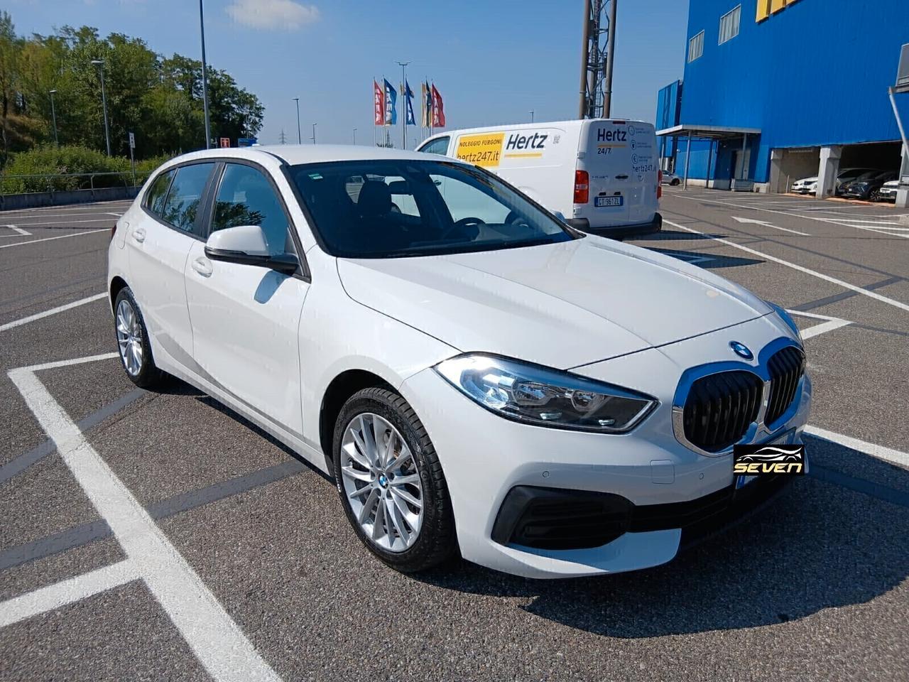 Bmw 118 118d 5p. Business Advantage