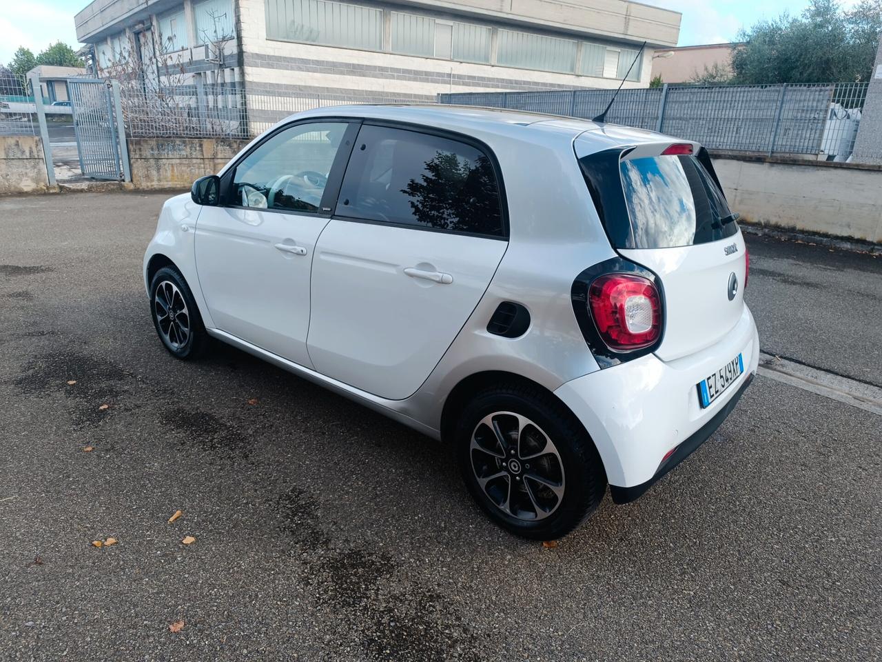 Smart ForFour 70 1.0 Passion 5 porte del 2015