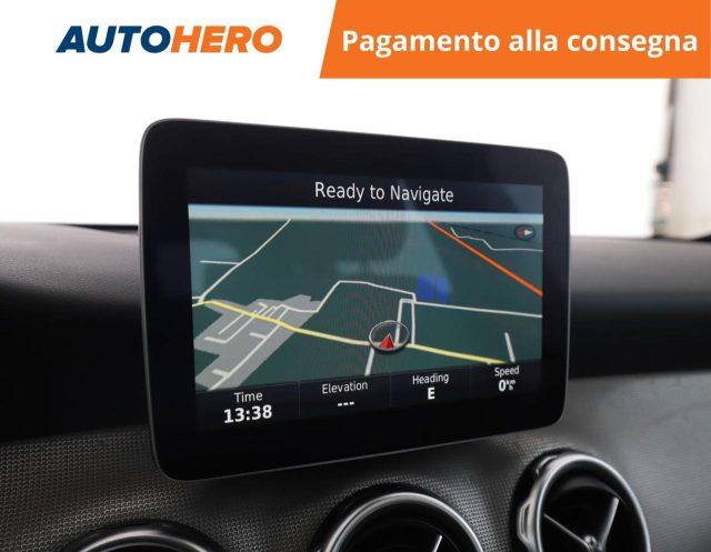 MERCEDES-BENZ GLA 200 d Automatic 4Matic Sport