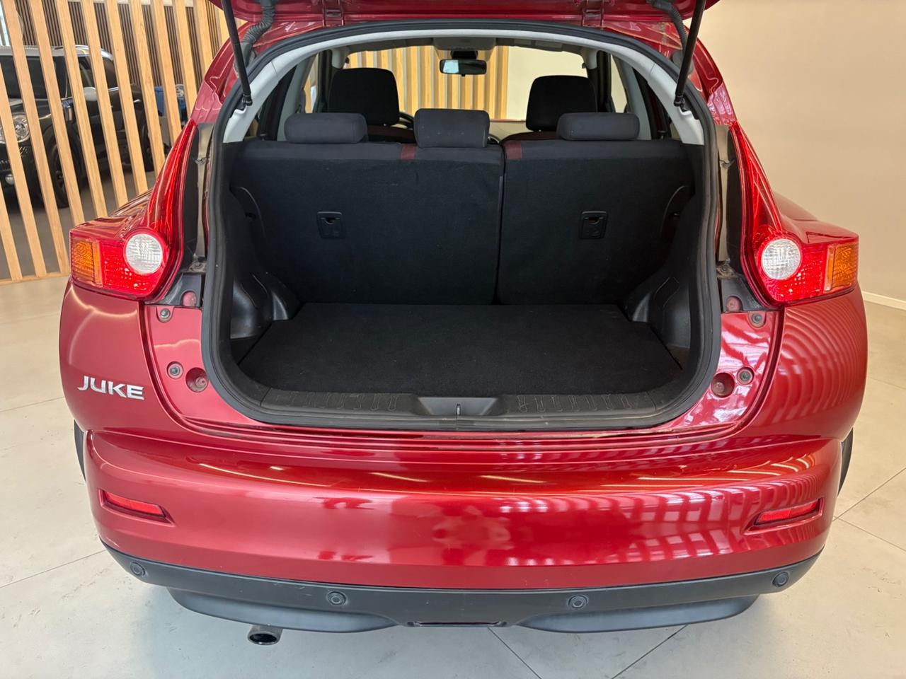 NISSAN JUKE 1.6 TEKNA CAMBIO AUTOM NEOPATENTATI UNIPRO