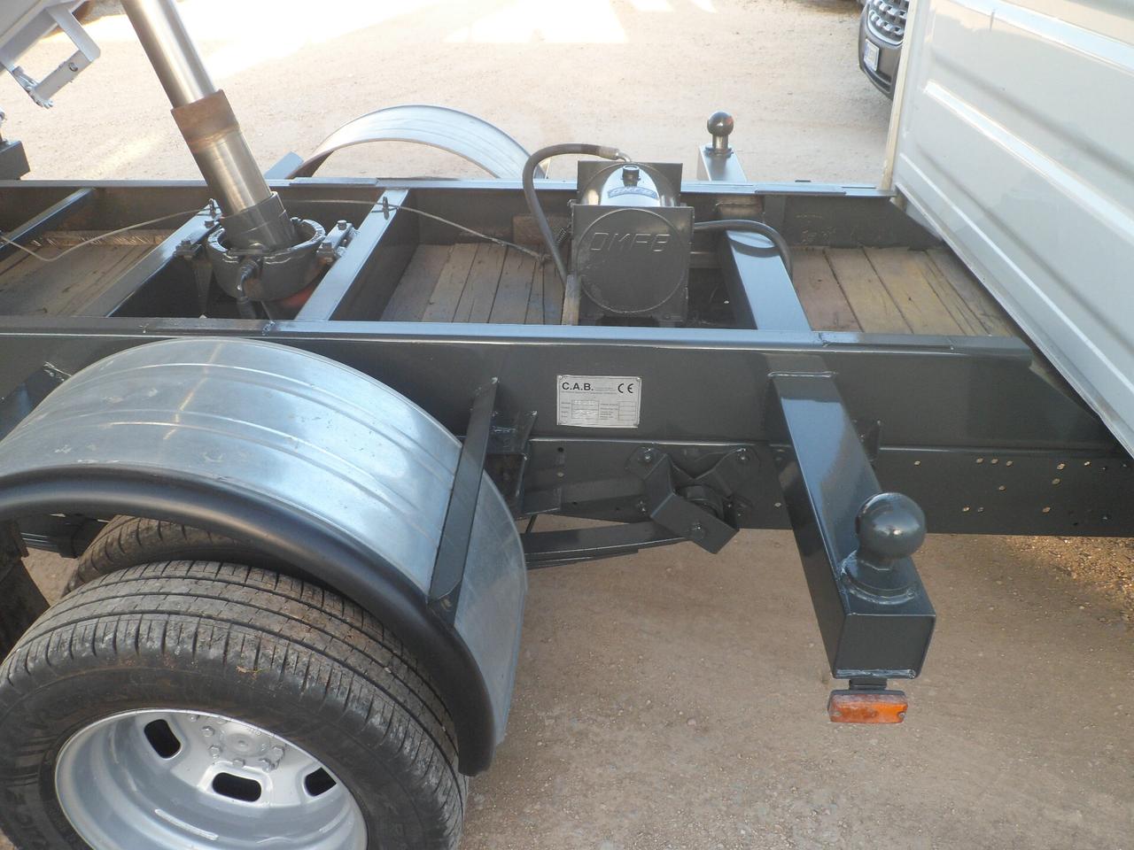 Iveco Daily 35c12 doppia cabina ribaltabile trilaterale