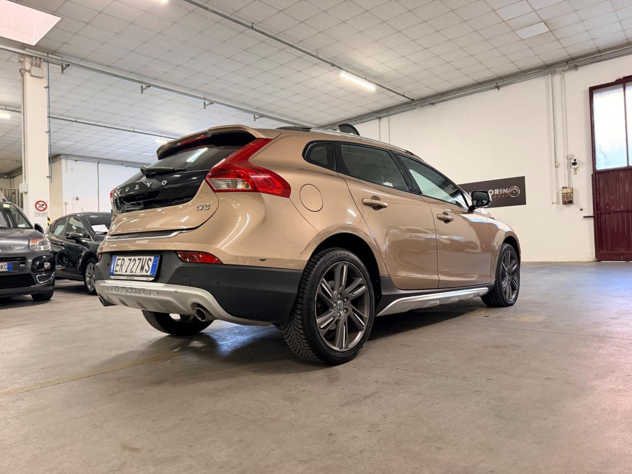 Volvo V40 Cross Country D3 Geartronic Momentum