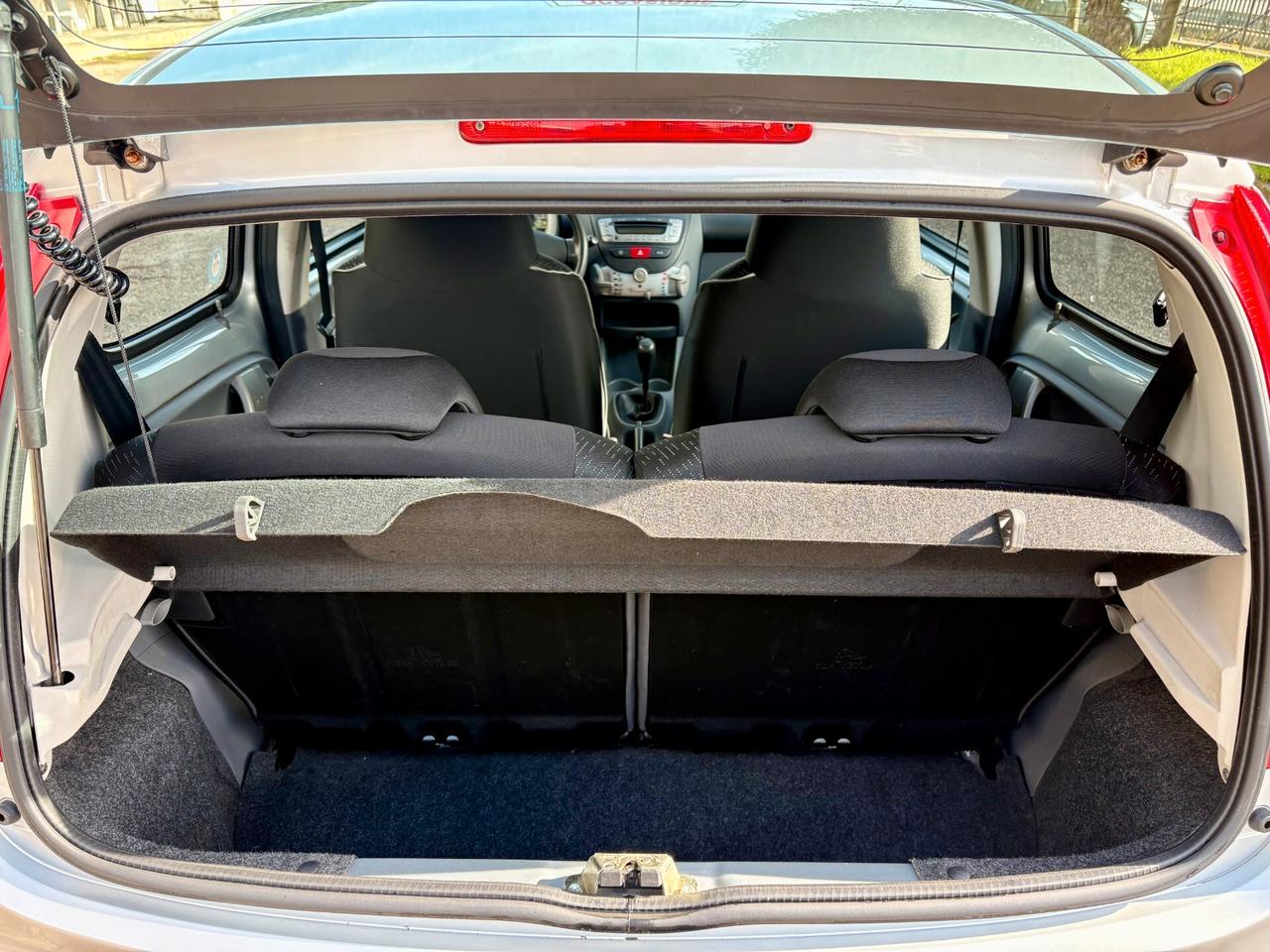 Peugeot 107 1.0 68CV 5p. Desir