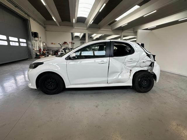 TOYOTA Yaris 1.5 HYBRID 5 PORTE BUSINESS