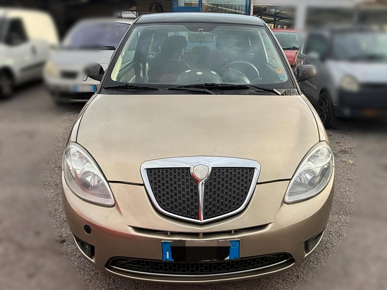 Lancia Ypsilon 1.4 Argento