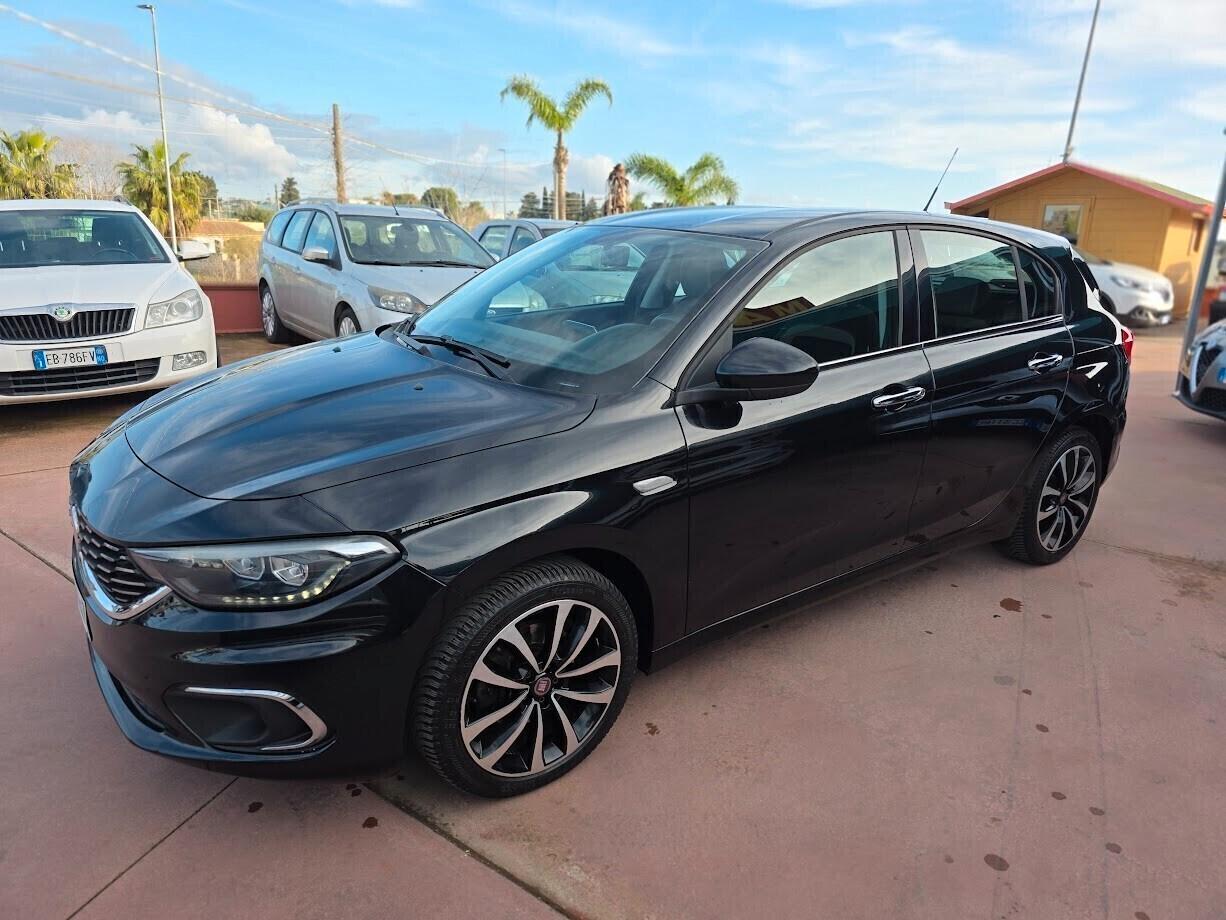 Fiat Tipo 1.3 M-Jet Lounge