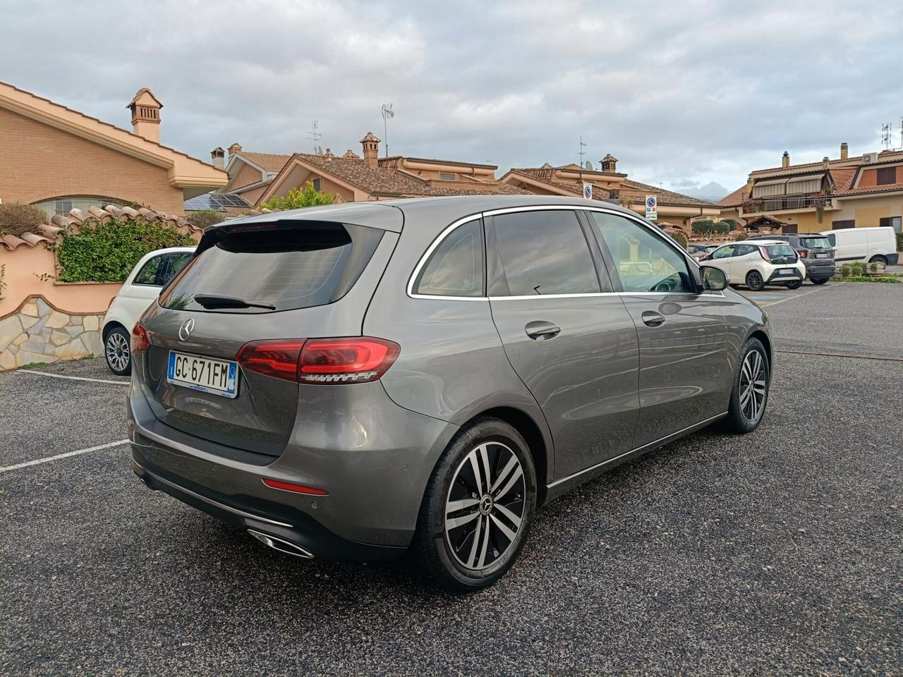 Mercedes-benz B 200 d Automatic Premium