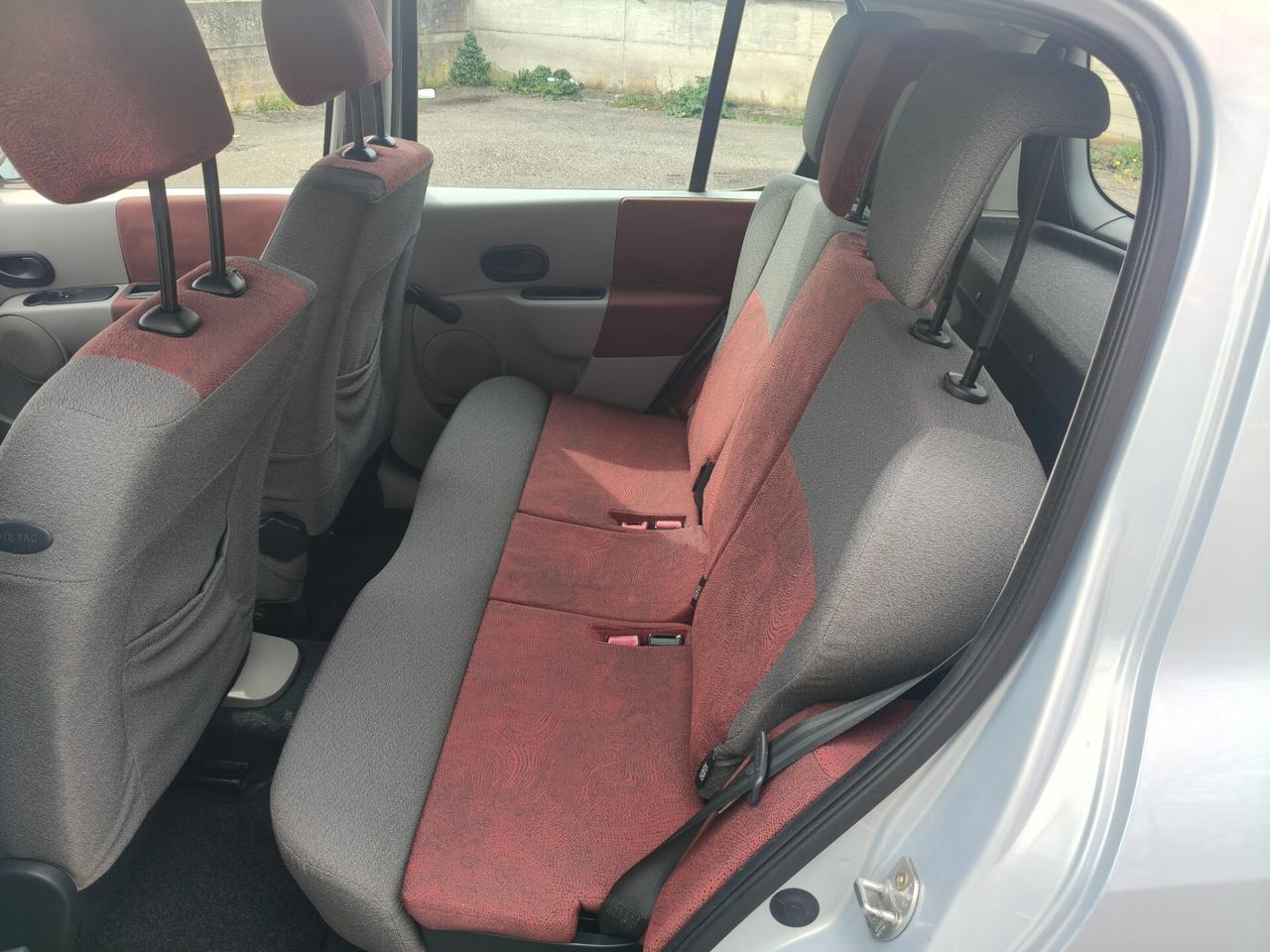 Renault Modus 1.2 benzina PER NEOPATENTATI