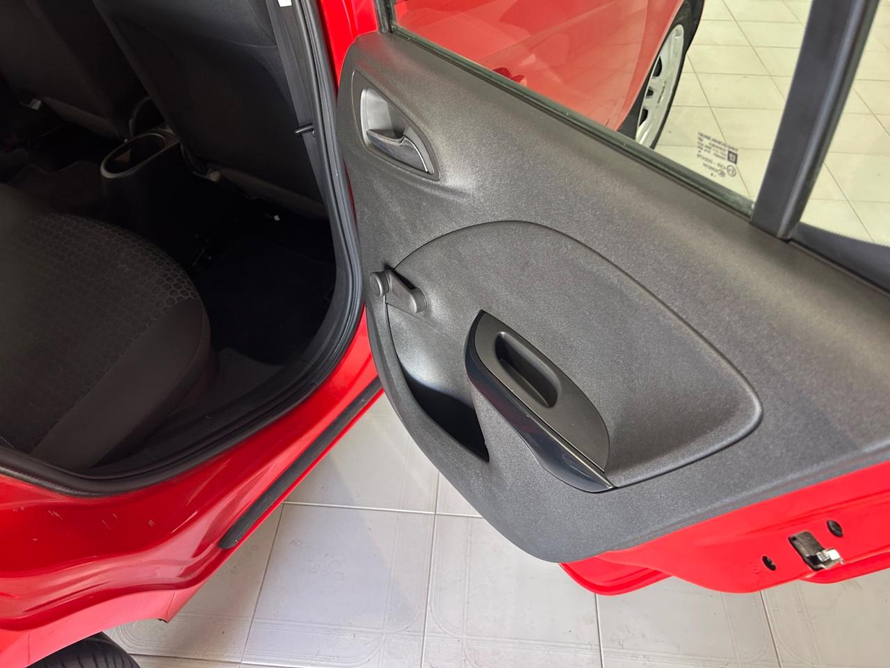 Opel Corsa 1.4 90CV benzina/GPL