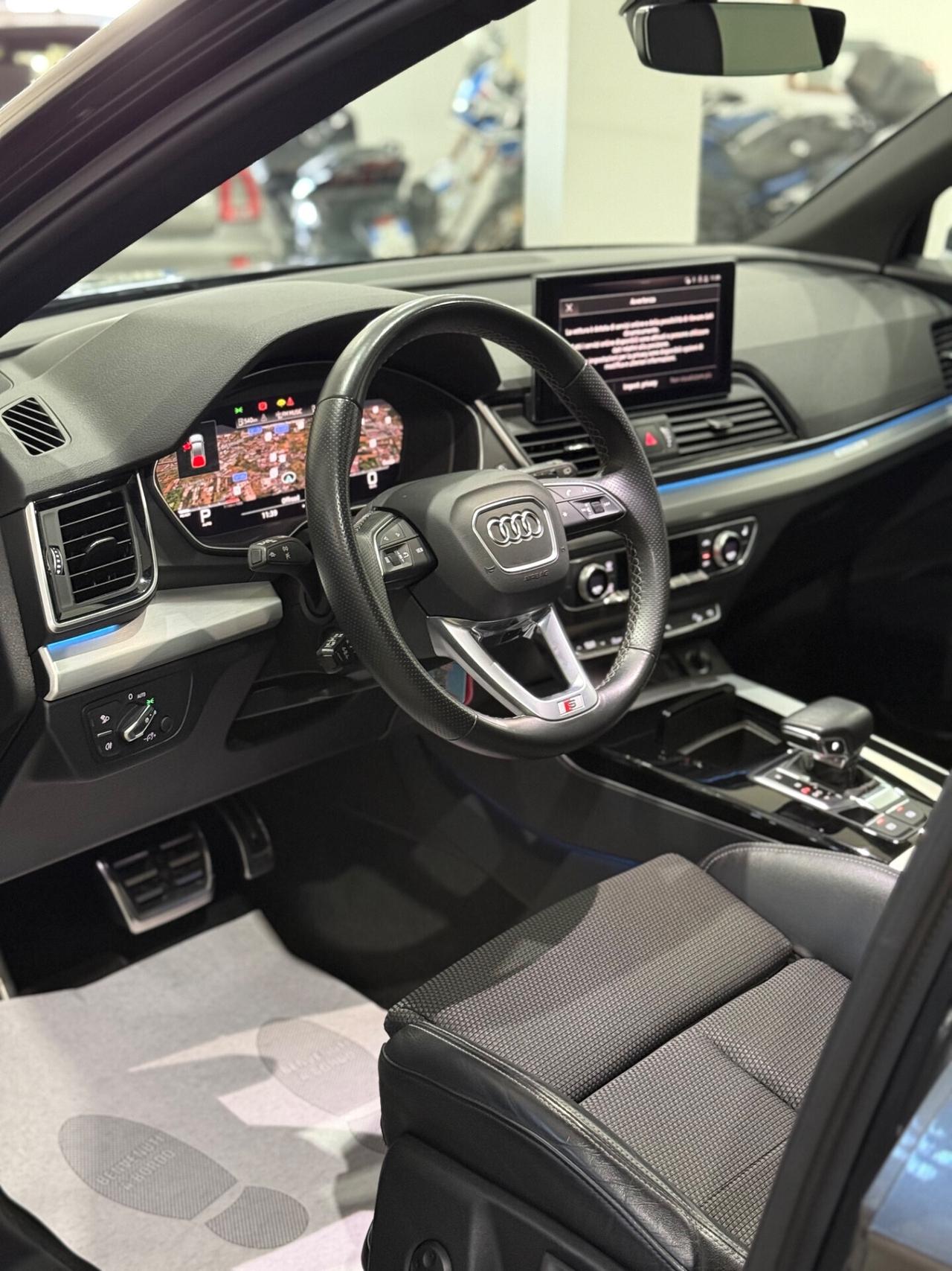 Audi Q5 40 TDI 204 CV quattro S tronic Identity Black