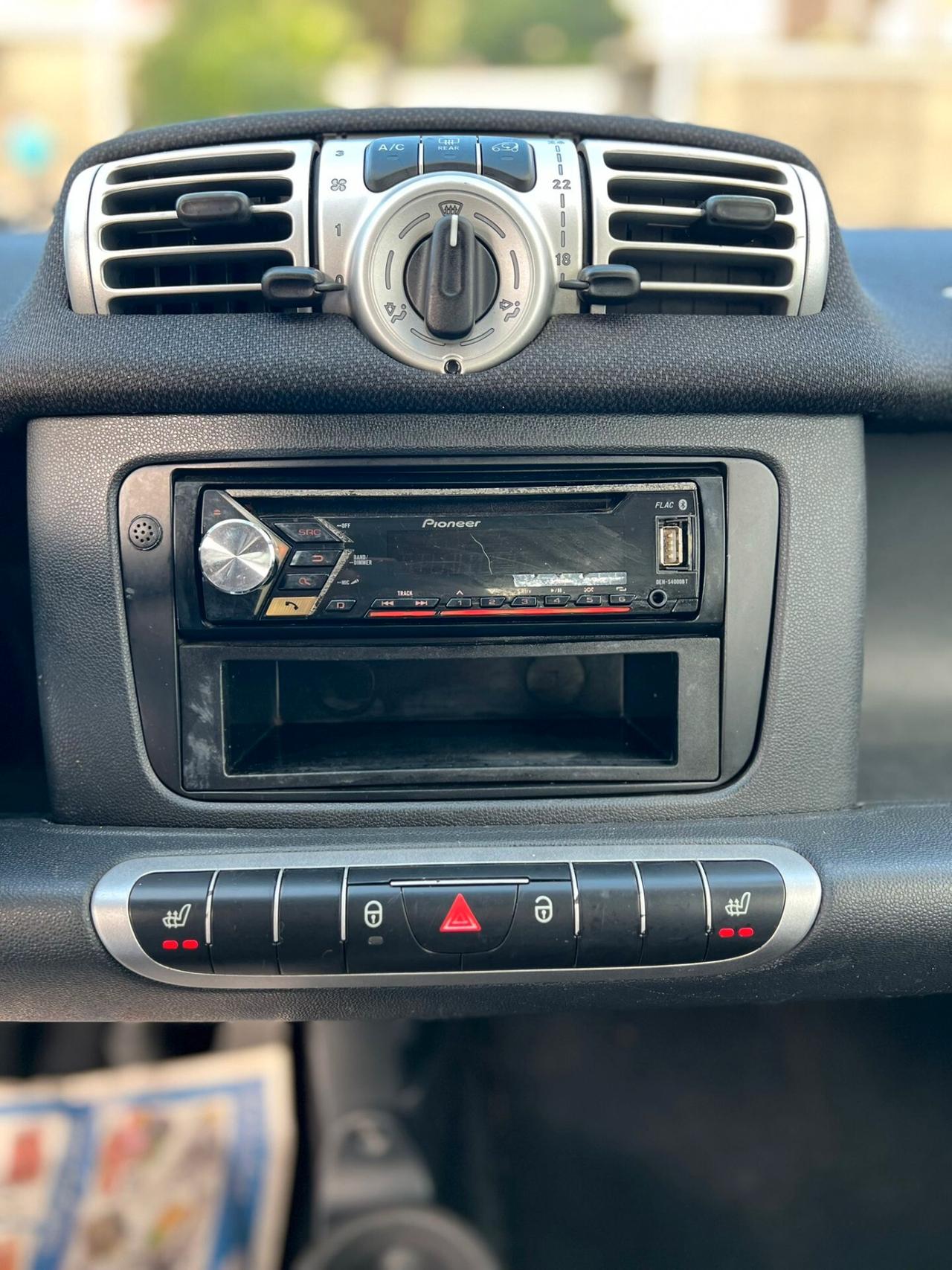 Smart ForTwo 1000 45 kW MHD coupé pure Teen II