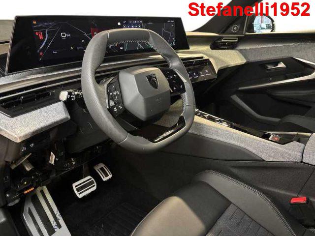 PEUGEOT 5008 1.2 hybrid GT 136cv e-dcs6