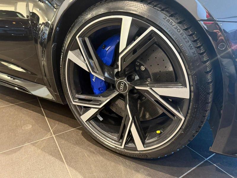 Audi A6 RS 6 Avant 4.0 TFSI V8 quattro tiptronic