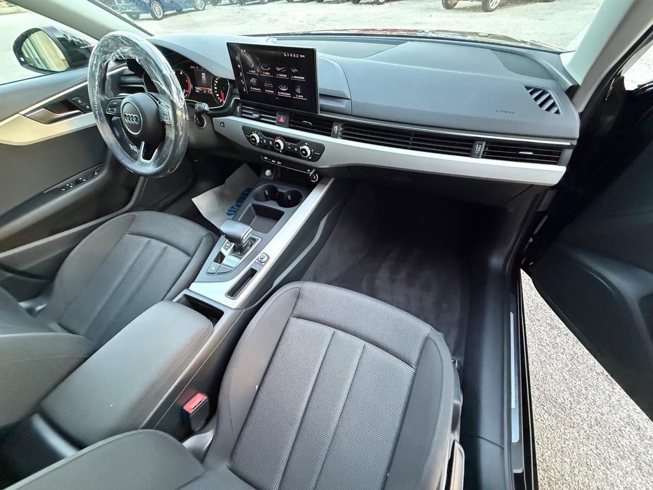 Audi A4 35 TDI/163 CV S tronic - Automatica