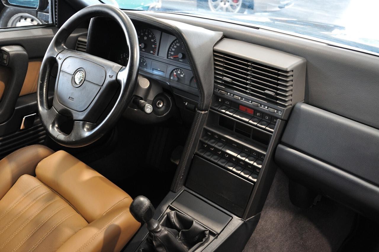 Alfa Romeo 164 3.0i V6 24V cat Q4 Recaro