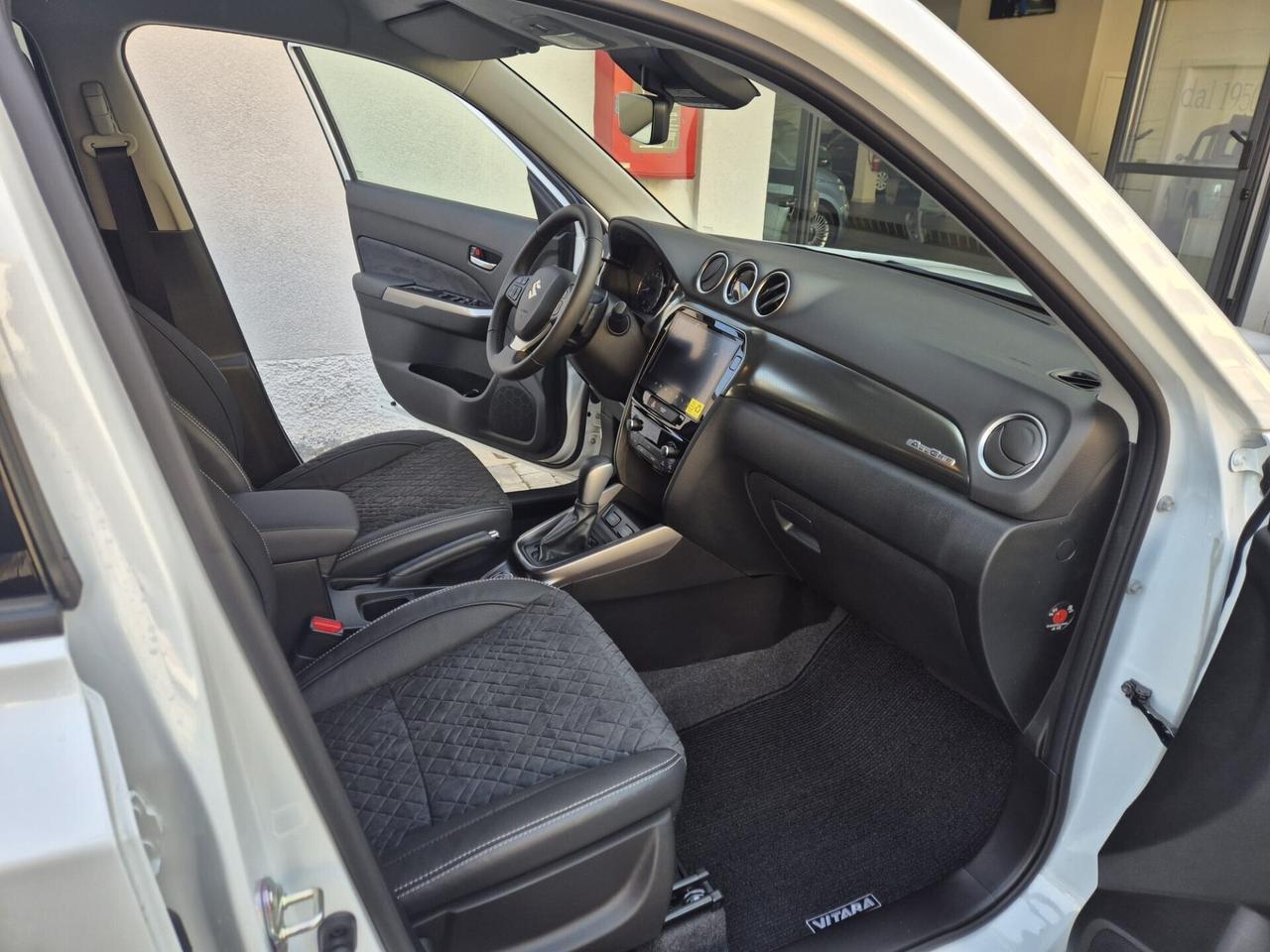 Suzuki Vitara 1.4 Hybrid 4WD AllGrip Top - CAMBIO