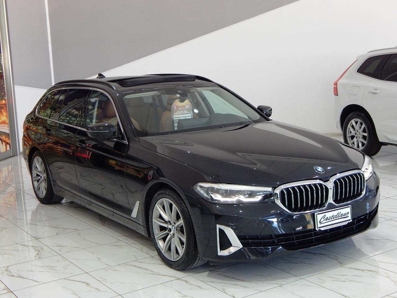 BMW 520 d Touring Luxury Aut TETTO-NAVI-PELLE-LED