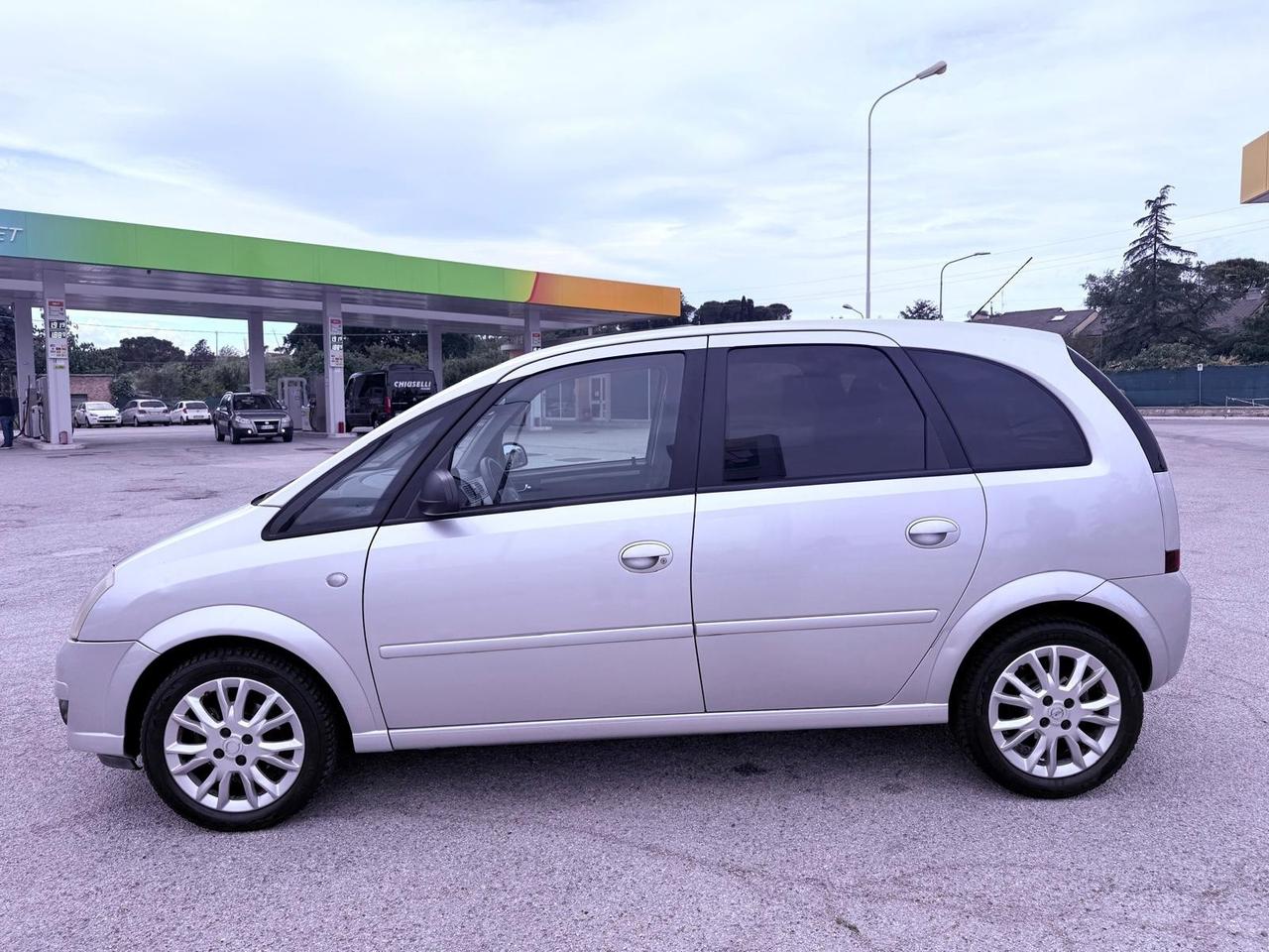 Opel Meriva 1.4 16V Cosmo Ok neopatentati