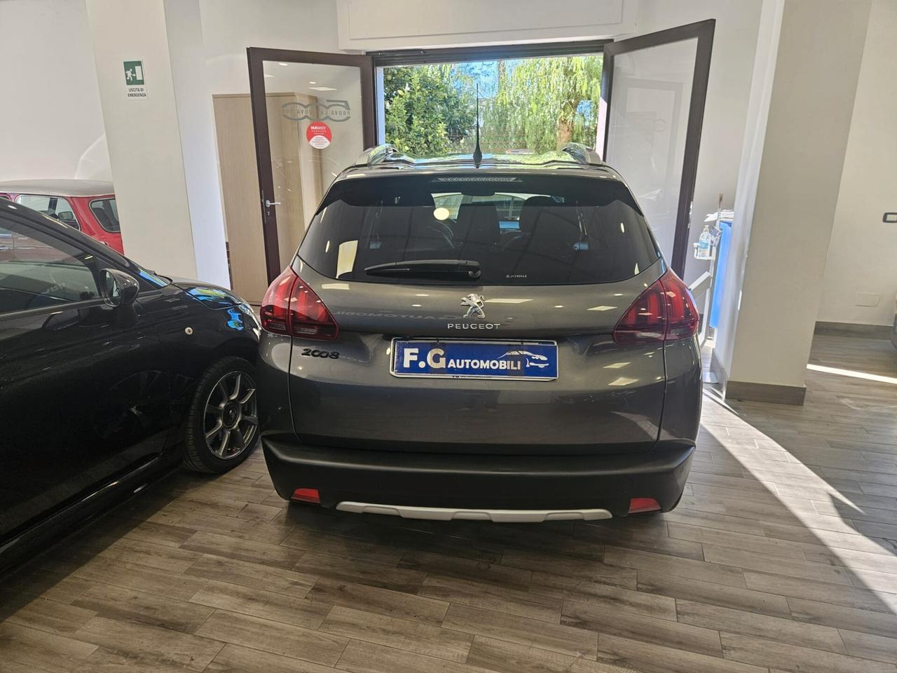 Peugeot 2008 BlueHDi 100 S&S Allure